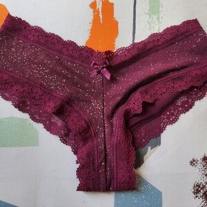 Nwt victoreas secret burgundy with gold spleshes panties